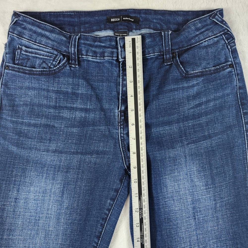 True Religion Becca Bootcut Jeans Womens 30 Blue Excellent Mid Rise Dark Wash - Picture 4 of 15